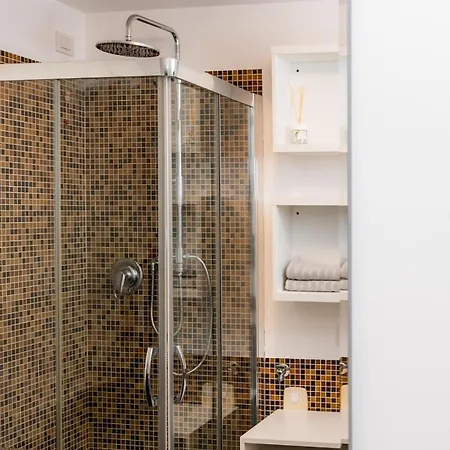Apartment Deluxe A Padova, 2 Da Letto, 6 Ospiti Padova