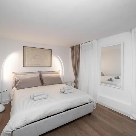 Deluxe A Padova, 2 Da Letto, 6 Ospiti